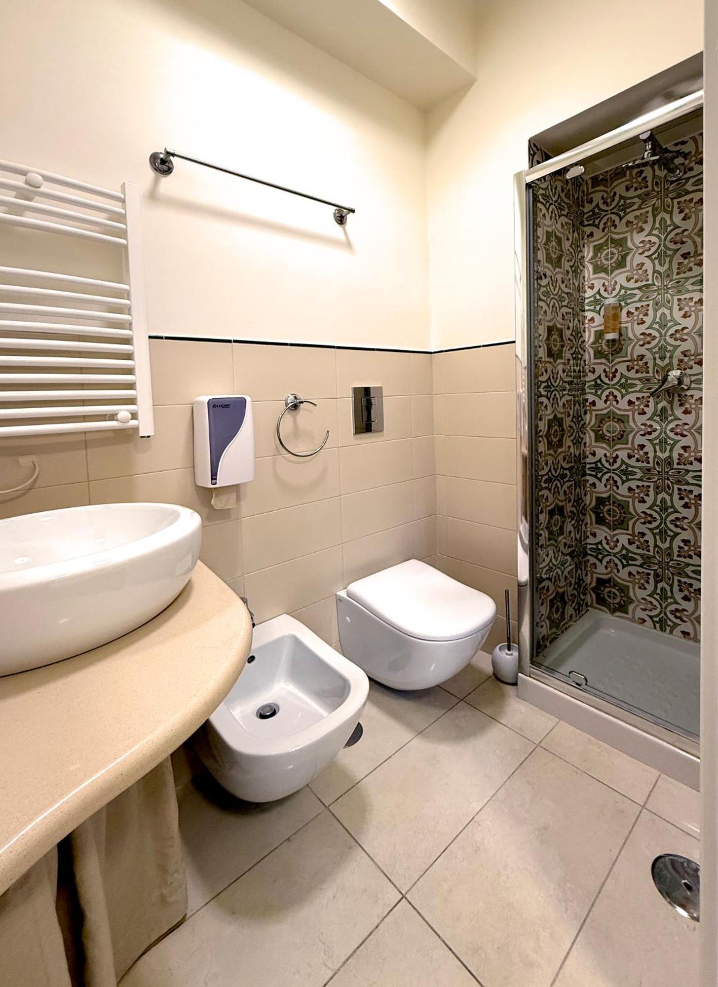 Hotel Opera 5 à Naples Extérieur photo